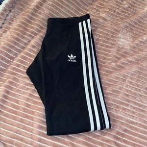 ADIDAS classic black 3 stripe leggings